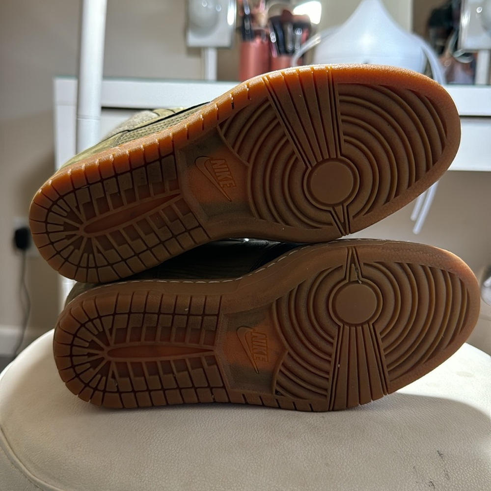 Women's Dunk Wedge Sneakers - Picture 6 of 6